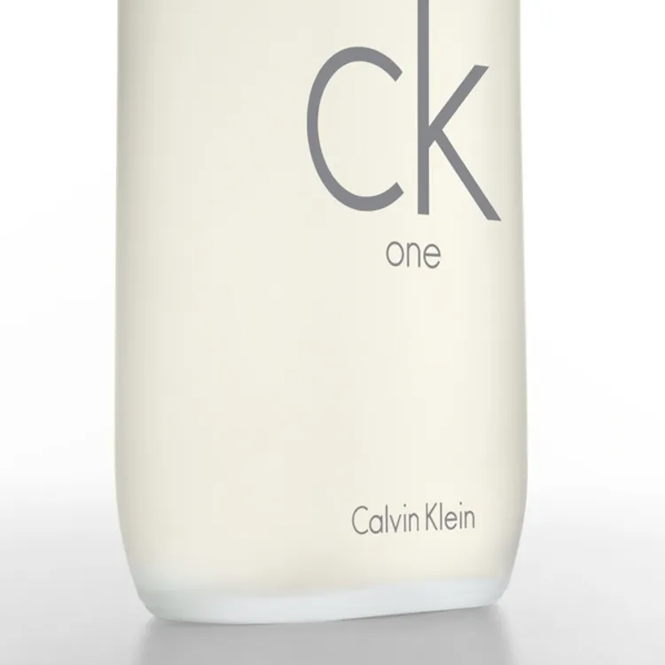 COFFRET CALVIN KLEIN CK ONE – Image 5